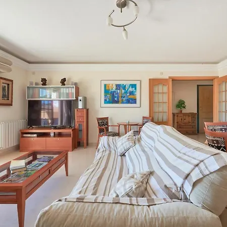 Junto Nova&praia Ii Каркавелуш