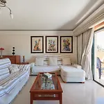 Junto Nova&praia Ii * Carcavelos (Lisbon)