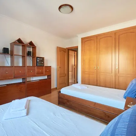 Junto Nova&praia Ii Carcavelos (Lisbon)