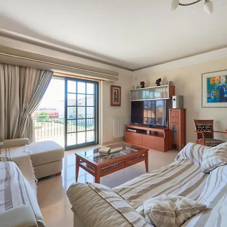 Junto Nova&praia Ii * Carcavelos (Lisbon)