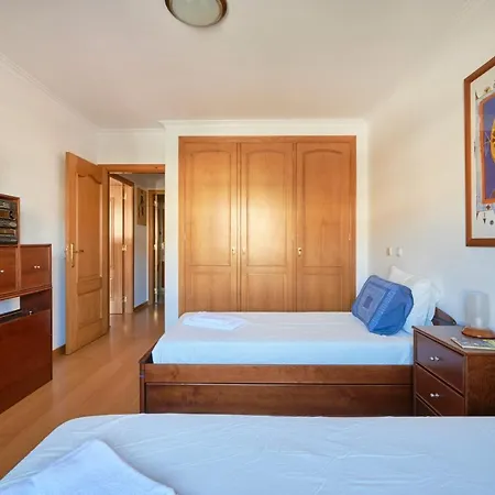 Junto Nova&praia Ii * Carcavelos (Lisbon)